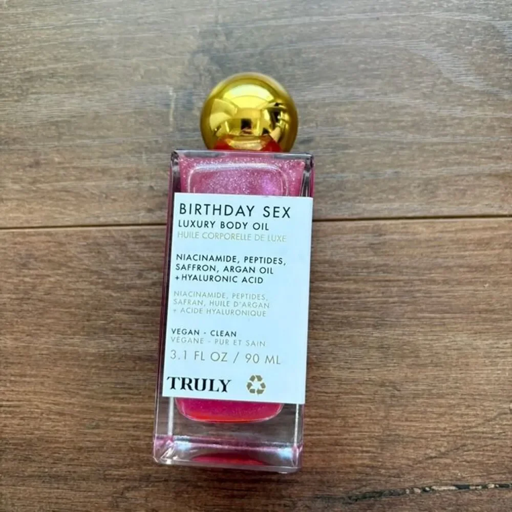 Truly Birthday Sex Luxury Body Oil – 90 mL